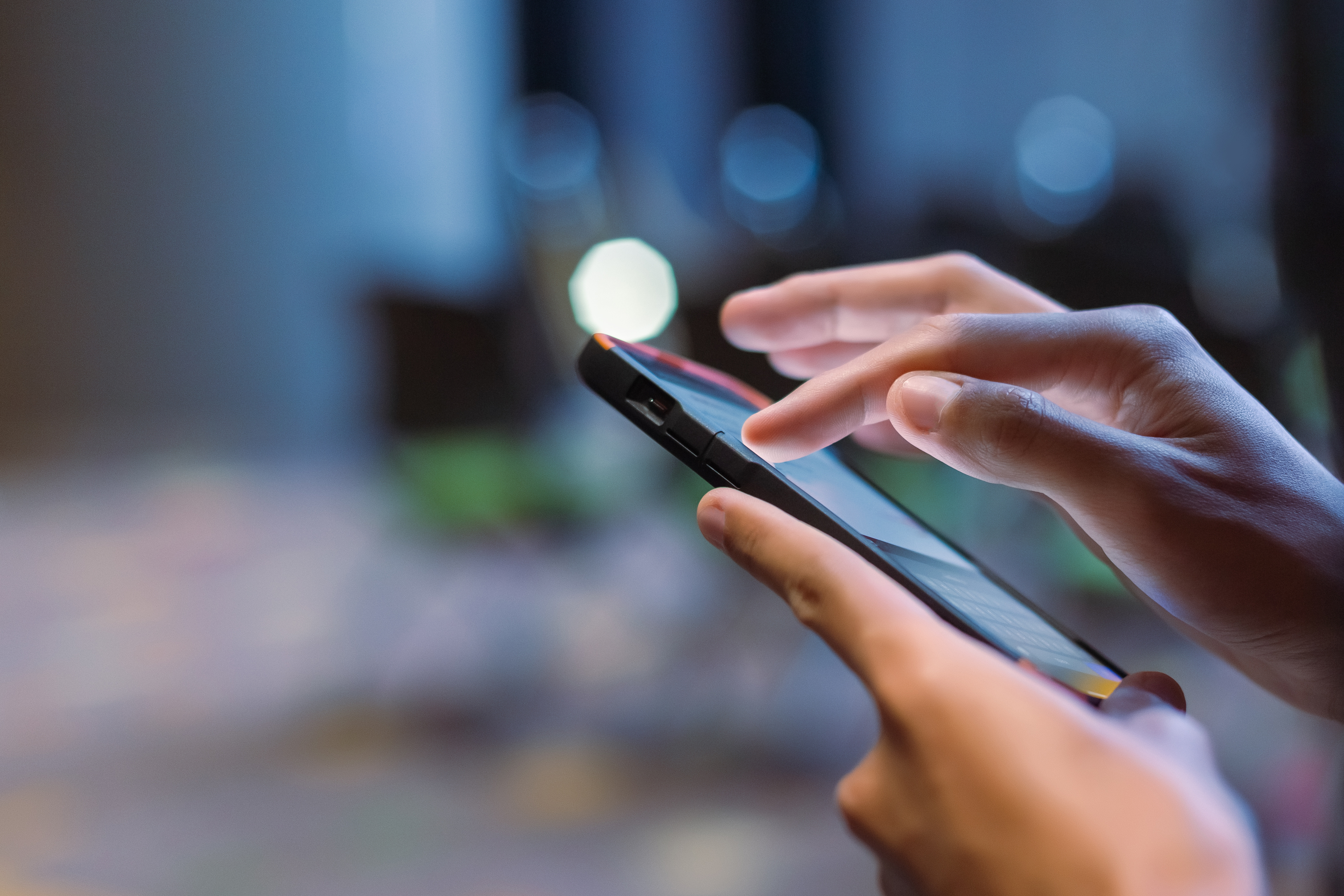 スマートフォン内線化システムを導入