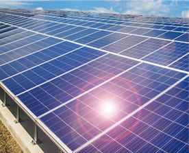 産業用太陽光発電のメリット・デメリットを徹底解説！導入事例の紹介も！
