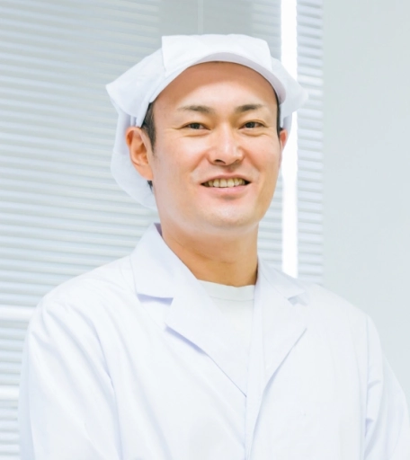 衛生服を着た男性