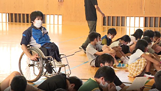 出前授業（手話） 3